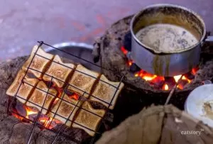 Laxmi chai Wala - Top ten places to eat street food in varanasi