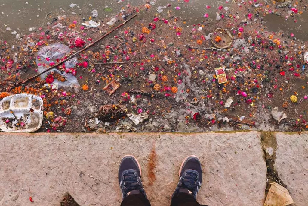 polluting the Ganges in Varanasi