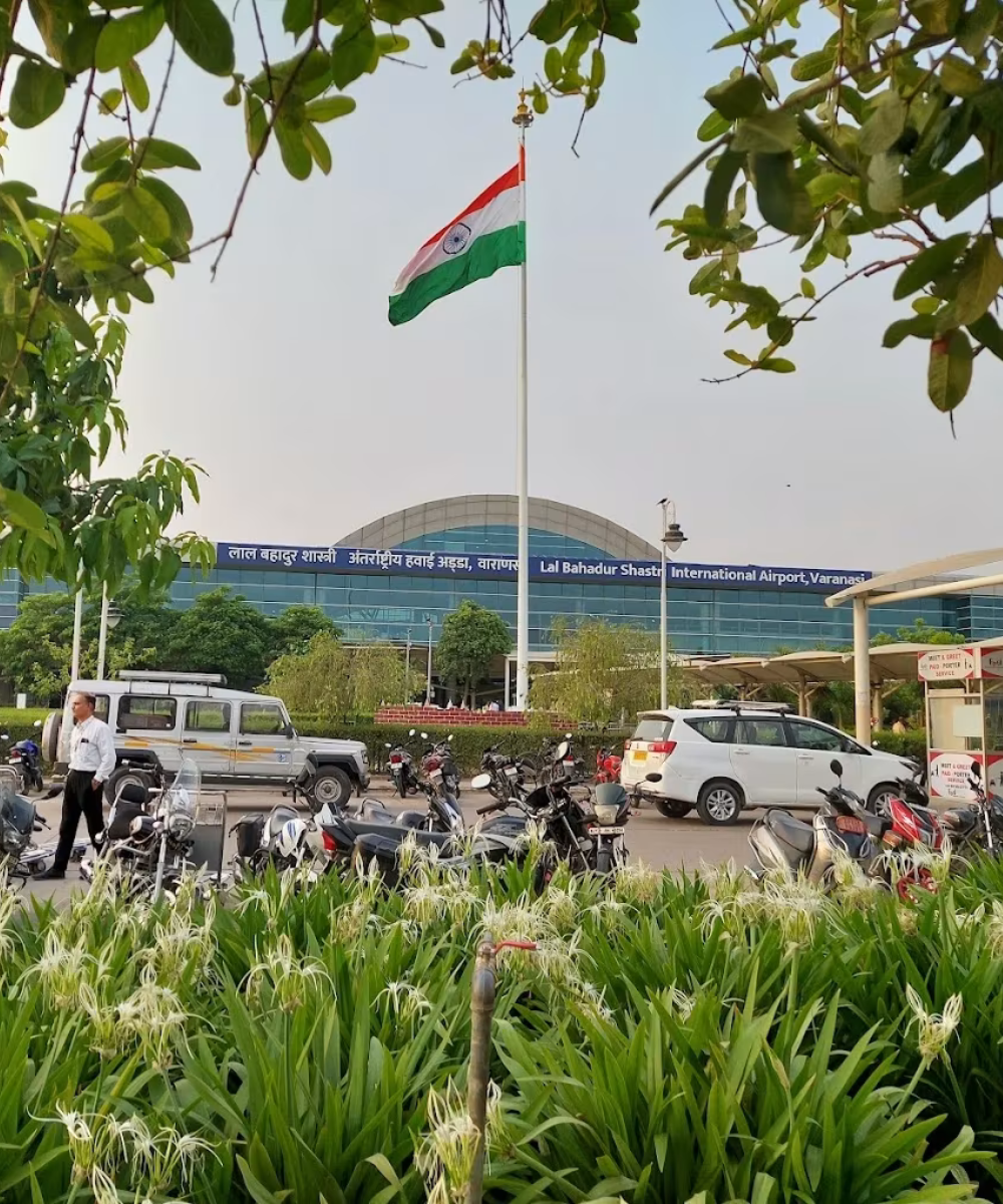 Varanasi Airport cab